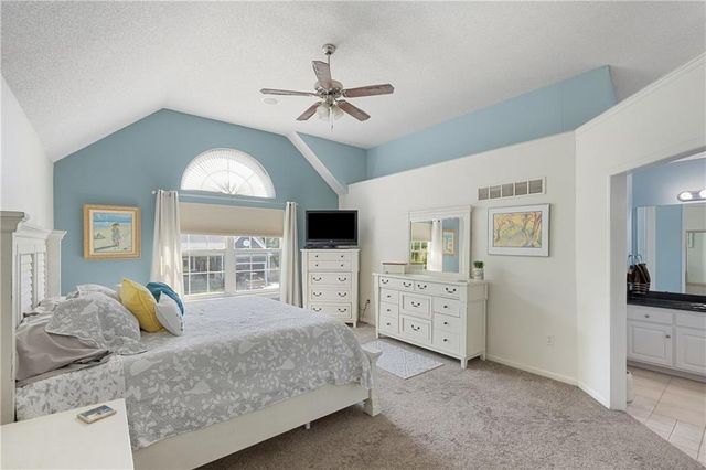 7100 Woodland Drive, Shawnee, KS 66218