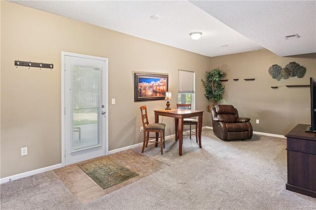 7100 Woodland Drive, Shawnee, KS 66218