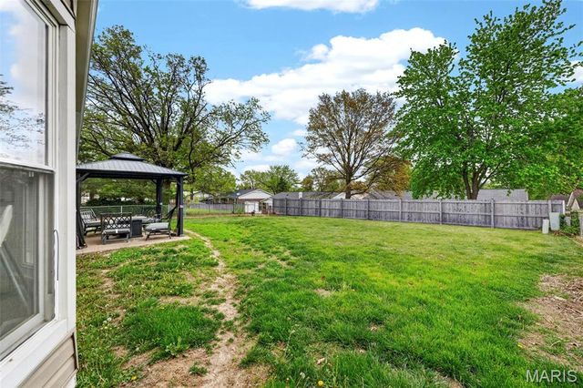 5442 Alnwick Drive, Unincorporated, MO 63129
