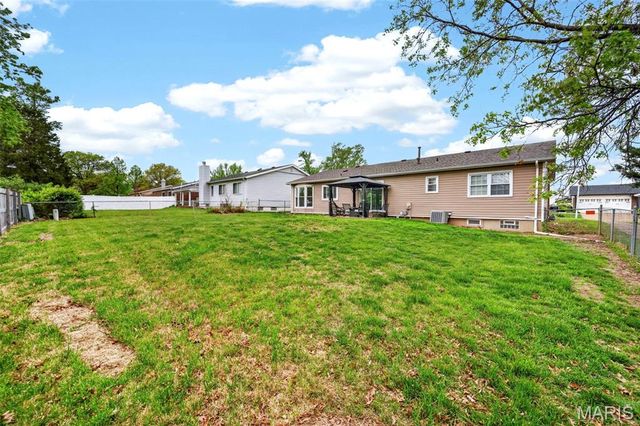 5442 Alnwick Drive, Unincorporated, MO 63129