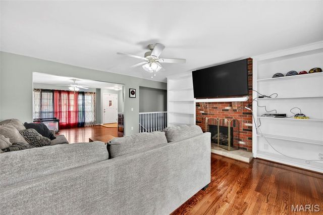 5442 Alnwick Drive, Unincorporated, MO 63129
