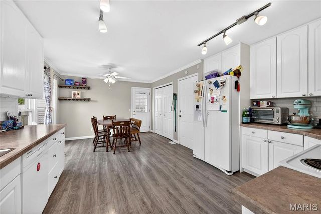 5442 Alnwick Drive, Unincorporated, MO 63129