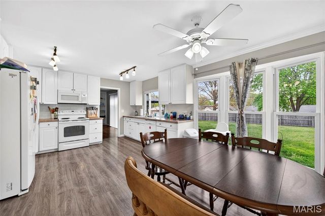5442 Alnwick Drive, Unincorporated, MO 63129