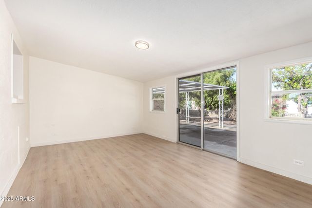 5228 E DES MOINES Street, Mesa, AZ 85205