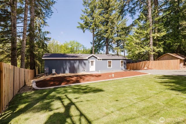 401 E Trails End Drive, Belfair, WA 98528