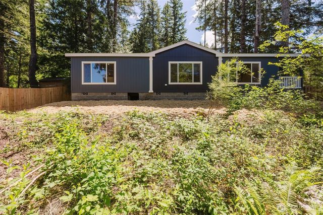 401 E Trails End Drive, Belfair, WA 98528