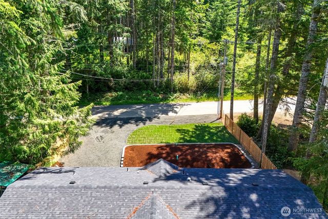 401 E Trails End Drive, Belfair, WA 98528