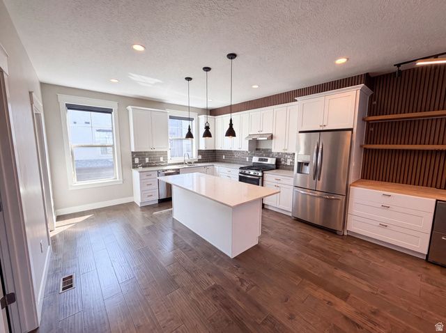 10452 S SAGE CANAL WAY, Sandy, UT 84070