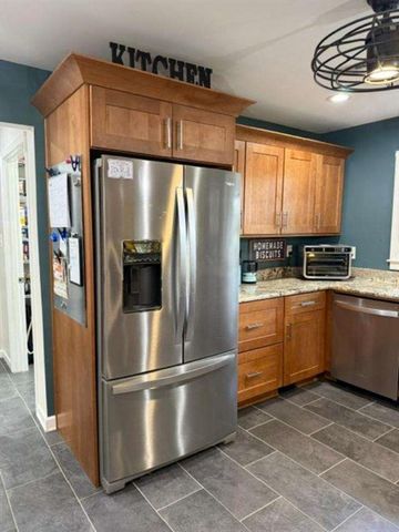 428 Blackberry Lane, Lindale, GA 30147