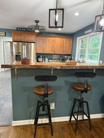 428 Blackberry Lane, Lindale, GA 30147