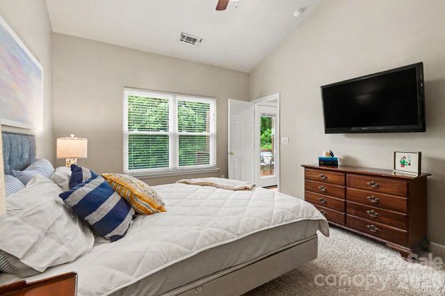 2612 Brackley Place NW, Concord, NC 28027