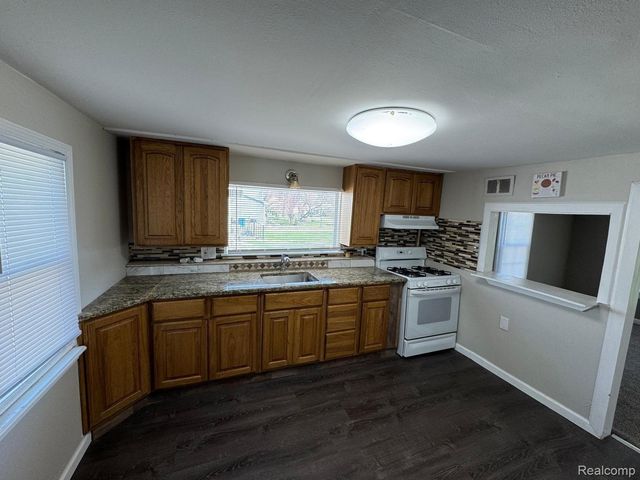 24025 CUNNINGHAM Avenue, Warren, MI 48091