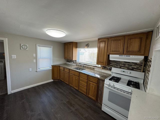 24025 CUNNINGHAM Avenue, Warren, MI 48091