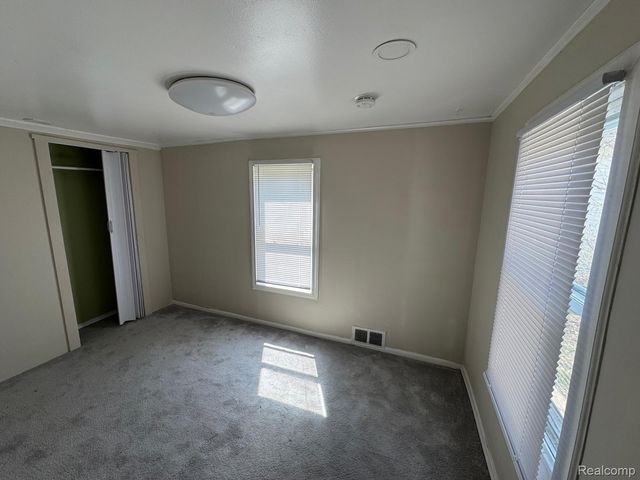 24025 CUNNINGHAM Avenue, Warren, MI 48091