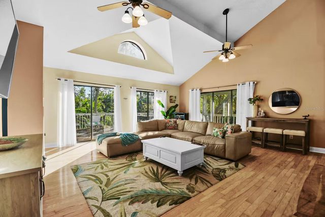 13837 76TH AVENUE, Seminole, FL 33776