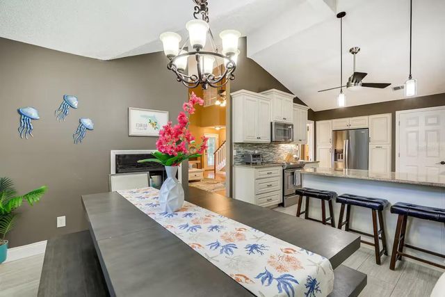 13837 76TH AVENUE, Seminole, FL 33776