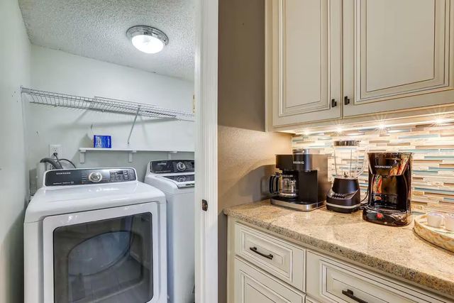 13837 76TH AVENUE, Seminole, FL 33776