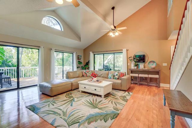 13837 76TH AVENUE, Seminole, FL 33776