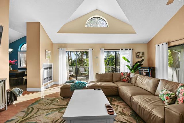 13837 76TH AVENUE, Seminole, FL 33776