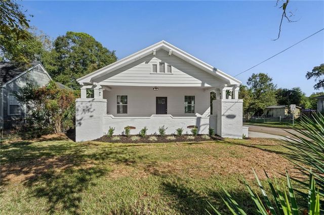 1850 Old Shell Road, Mobile, AL 36607