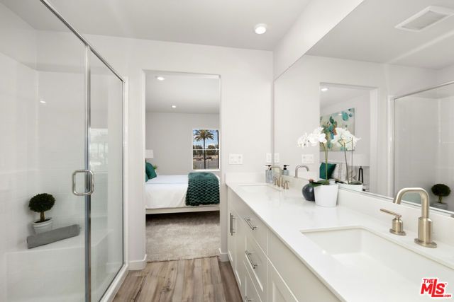 126 Dove Lndg, Covina, CA 91722