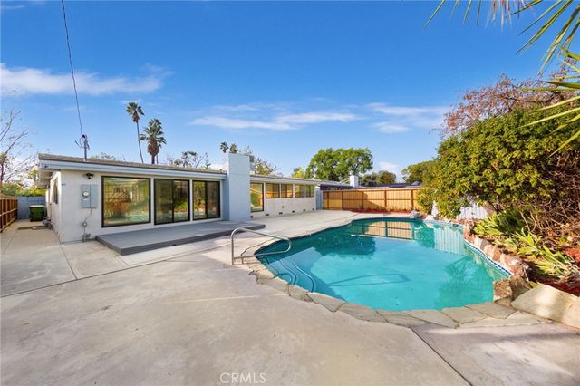 12745 Hartland Street, North Hollywood, CA 91605