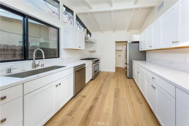 12745 Hartland Street, North Hollywood, CA 91605