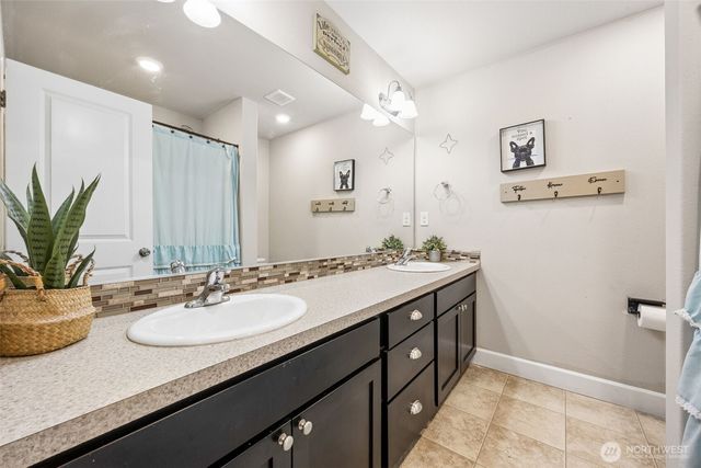 18514 18th Avenue E, Spanaway, WA 98387