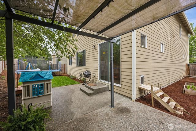 18514 18th Avenue E, Spanaway, WA 98387