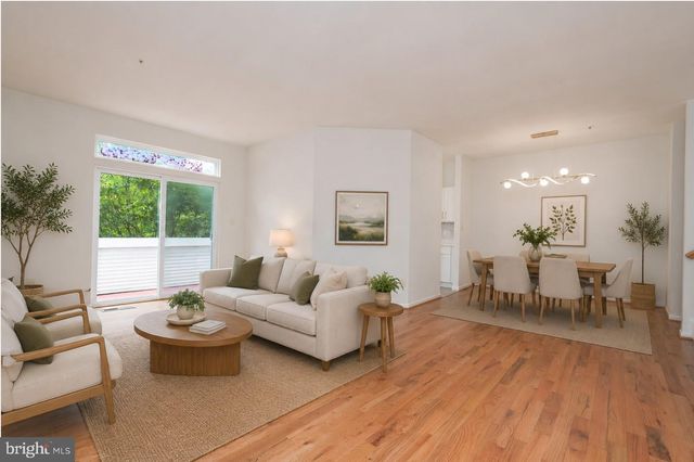 18055 ROYAL BONNET CIR, Gaithersburg, MD 20886