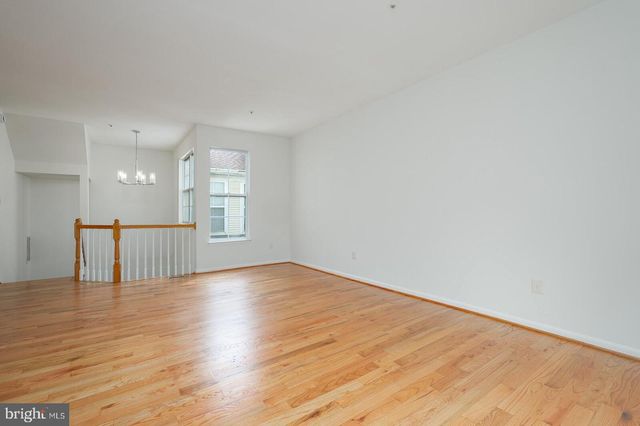 18055 ROYAL BONNET CIR, Gaithersburg, MD 20886