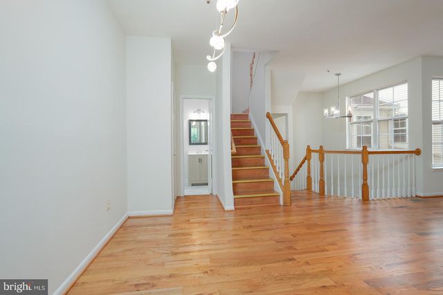 18055 ROYAL BONNET CIR, Gaithersburg, MD 20886
