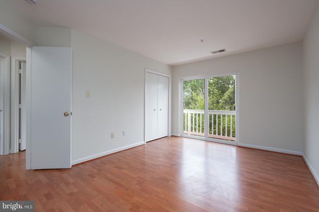18055 ROYAL BONNET CIR, Gaithersburg, MD 20886