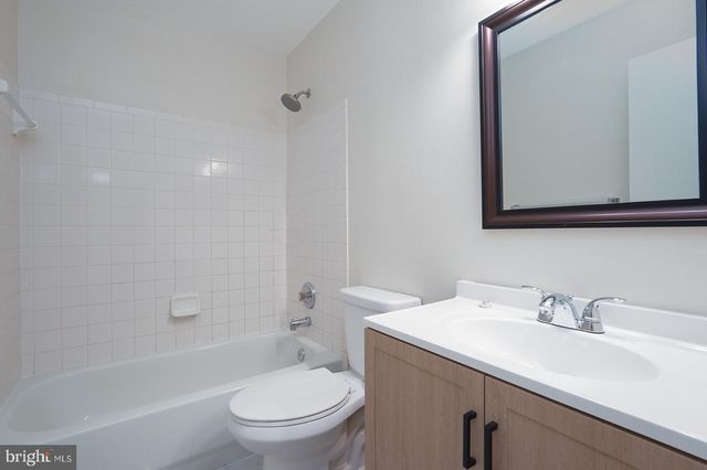 18055 ROYAL BONNET CIR, Gaithersburg, MD 20886