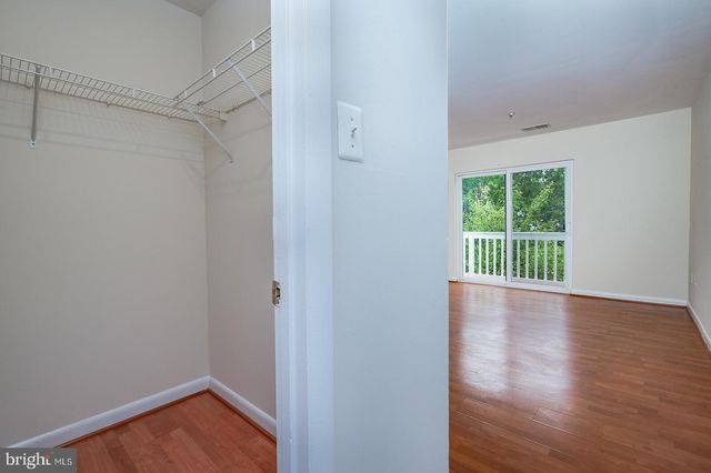 18055 ROYAL BONNET CIR, Gaithersburg, MD 20886