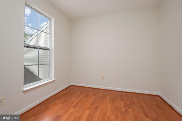 18055 ROYAL BONNET CIR, Gaithersburg, MD 20886