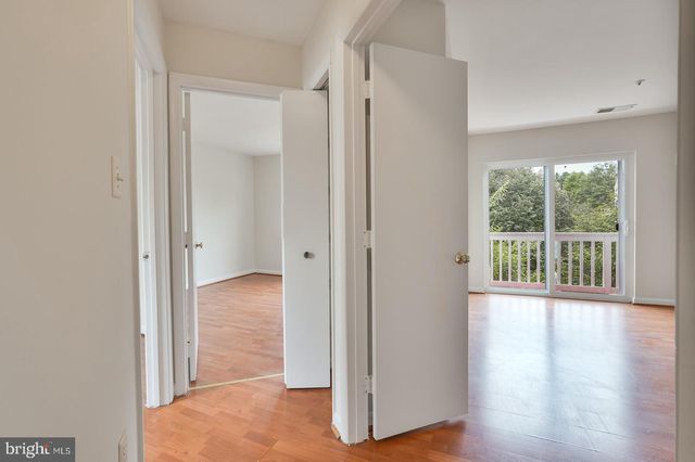 18055 ROYAL BONNET CIR, Gaithersburg, MD 20886