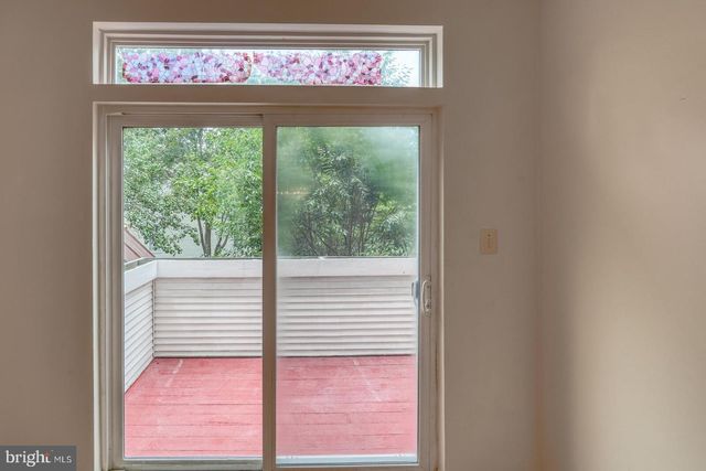 18055 ROYAL BONNET CIR, Gaithersburg, MD 20886