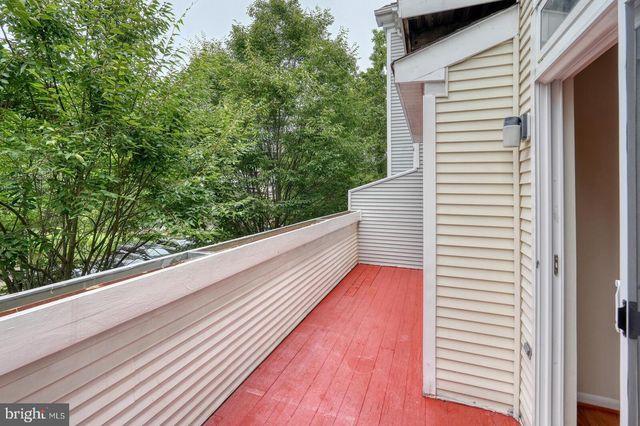 18055 ROYAL BONNET CIR, Gaithersburg, MD 20886
