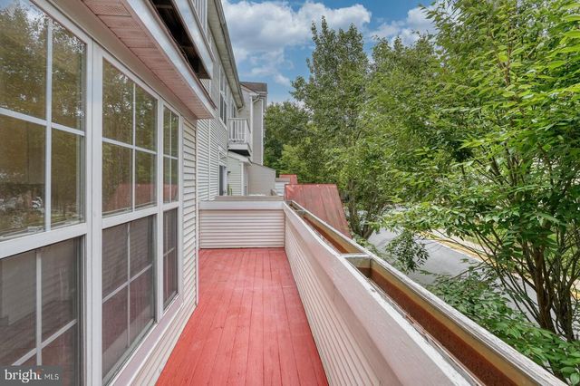 18055 ROYAL BONNET CIR, Gaithersburg, MD 20886