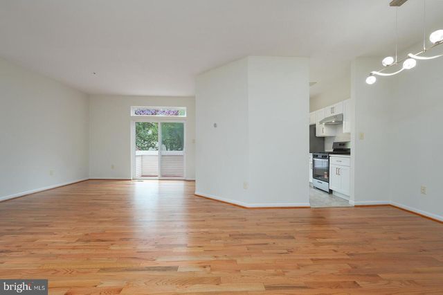 18055 ROYAL BONNET CIR, Gaithersburg, MD 20886