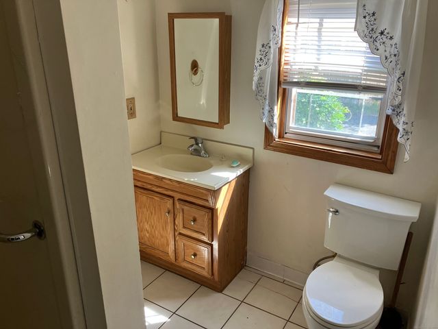 14 Hackmatack Street, Manchester, CT 06040