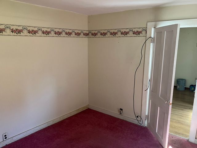 14 Hackmatack Street, Manchester, CT 06040