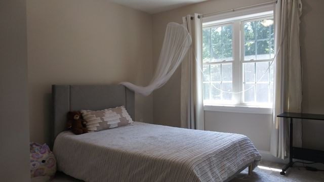 27 Dora Dr B, Taunton, MA 02780