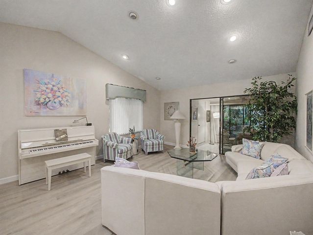 10089 Cherrywood Place, Boynton Beach, FL 33437