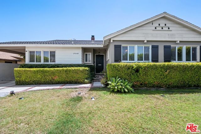 19540 Gilmore Street, Los Angeles, CA 91335