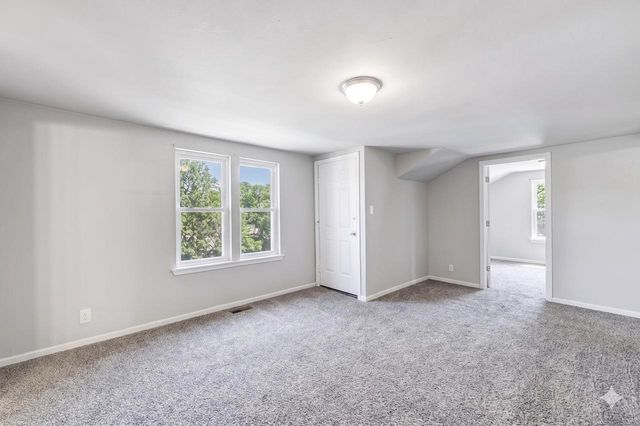 918 DIVISION STREET, Green Bay, WI 54303