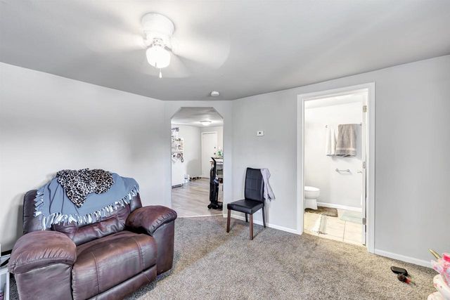 918 DIVISION STREET, Green Bay, WI 54303