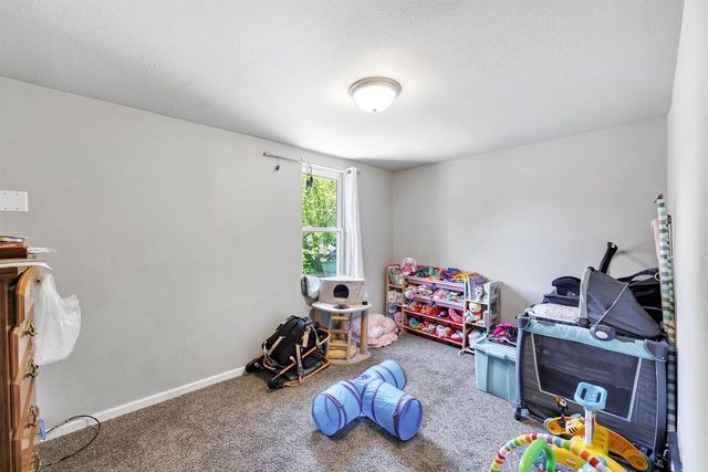 918 DIVISION STREET, Green Bay, WI 54303