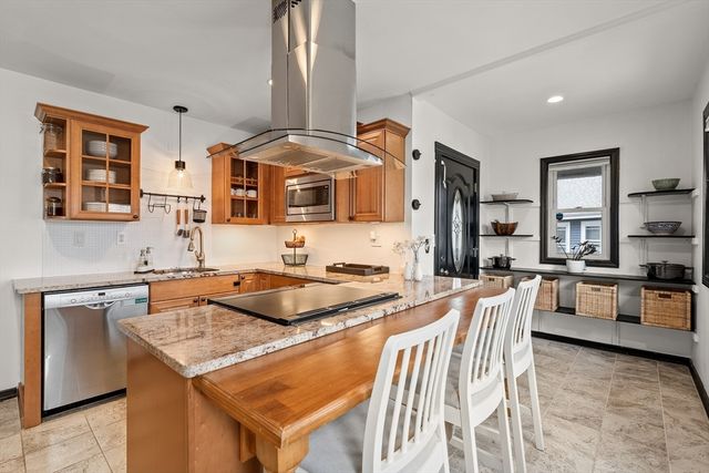 266 Furnace Brook Pkwy 2, Quincy, MA 02169